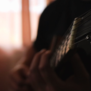 女人把脚张开门让男人插动漫
